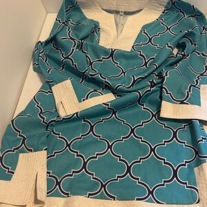 Elegant Teal and Cream Women's Top
